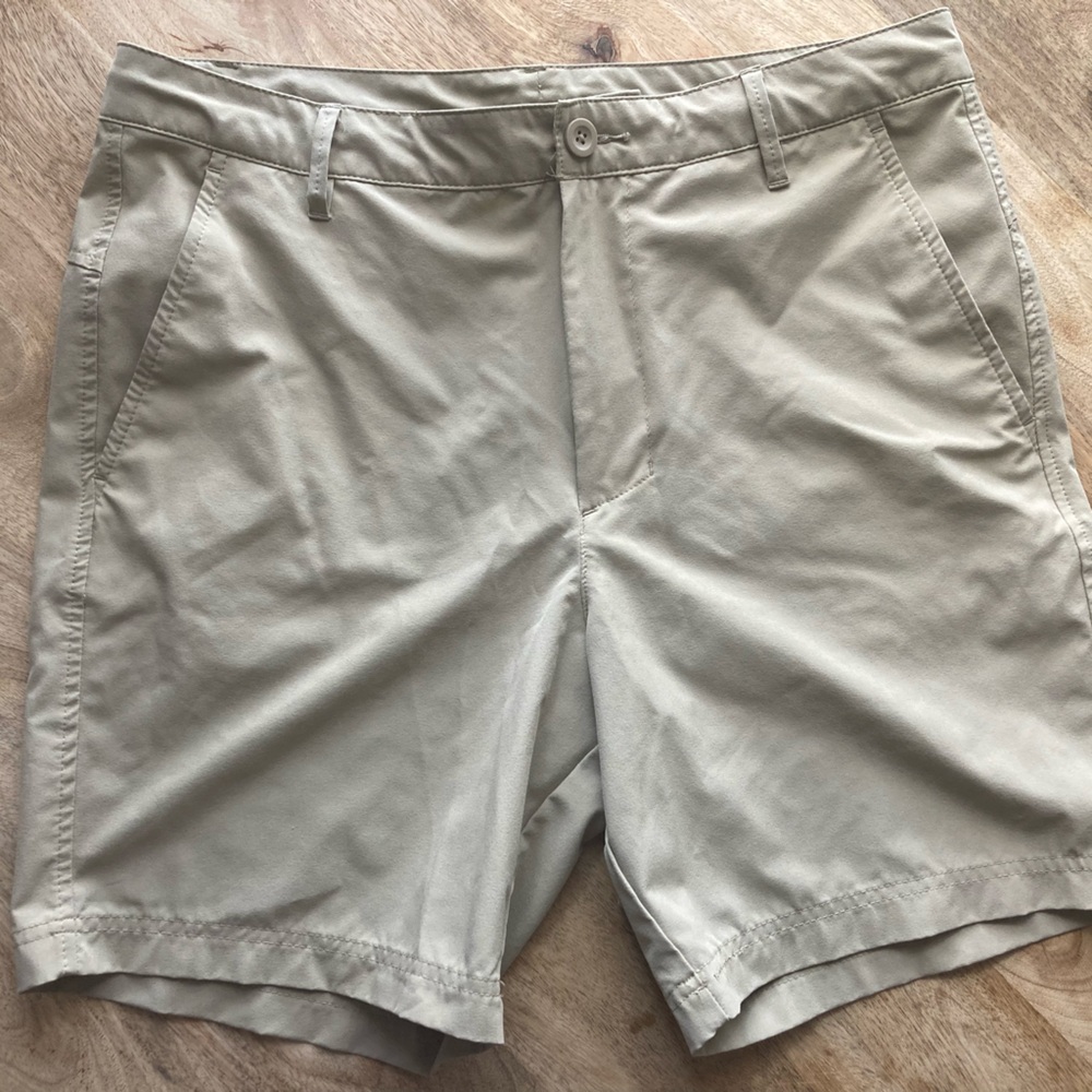 Men's All in Motion Tan Shorts size medium